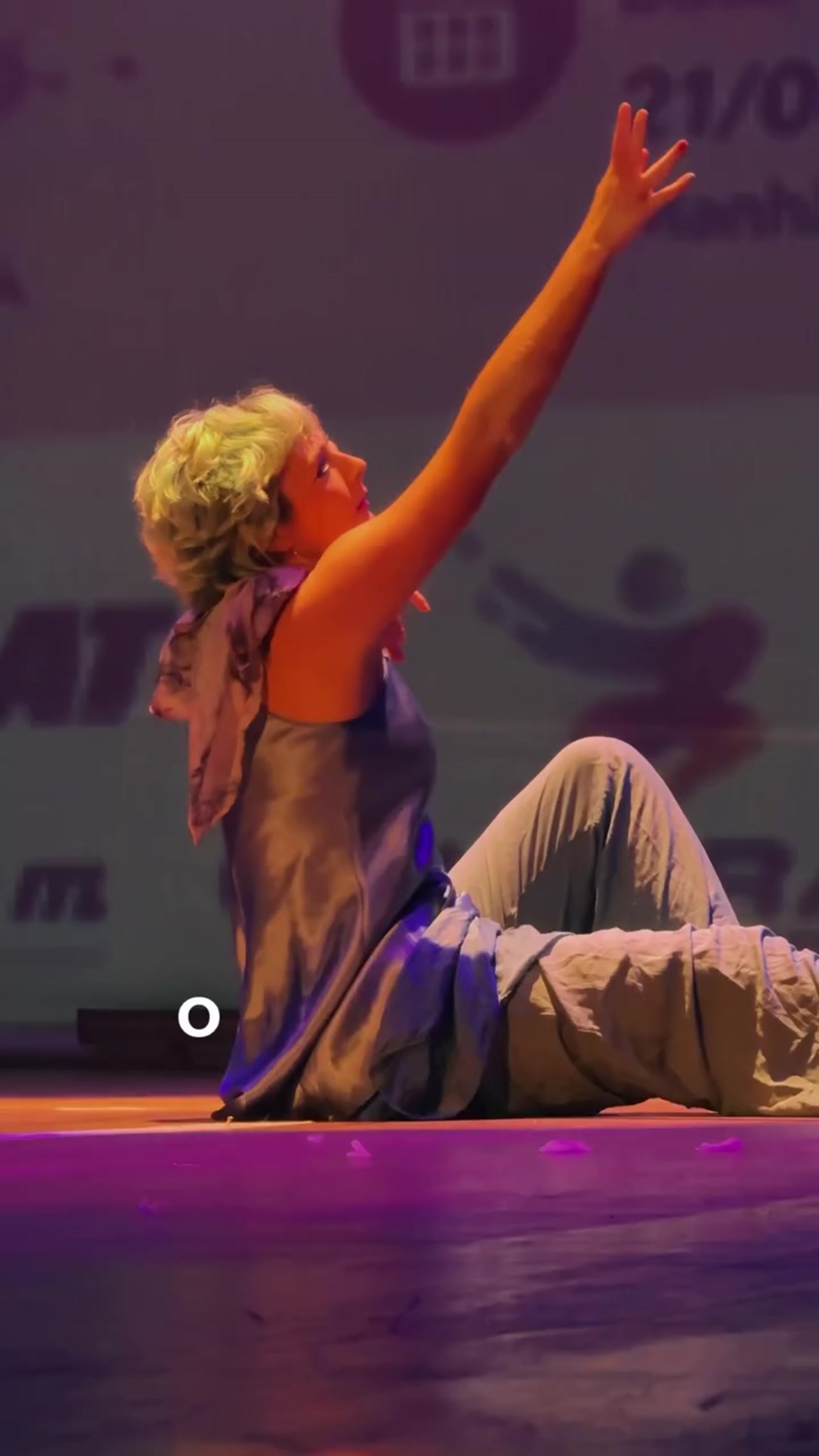 Cena de cobertura audiovisual de apresentações de dança